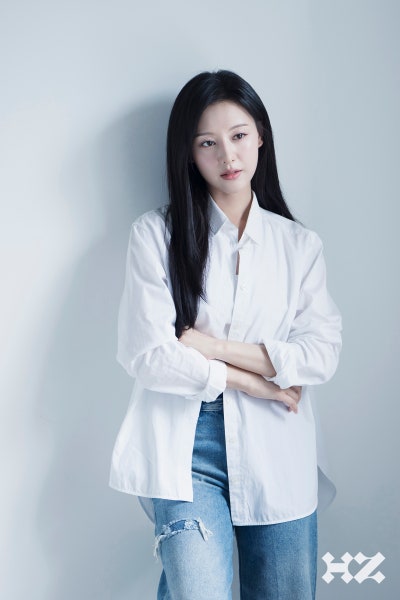 [잡담] 김지원) 김지원 NEW 프로필 촬영 비하인드 사진들 | 인스티즈