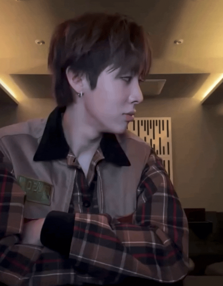 [잡담] 헤어 알티탄뒤 여론갈리는 올데프 애니 근황 | 인스티즈