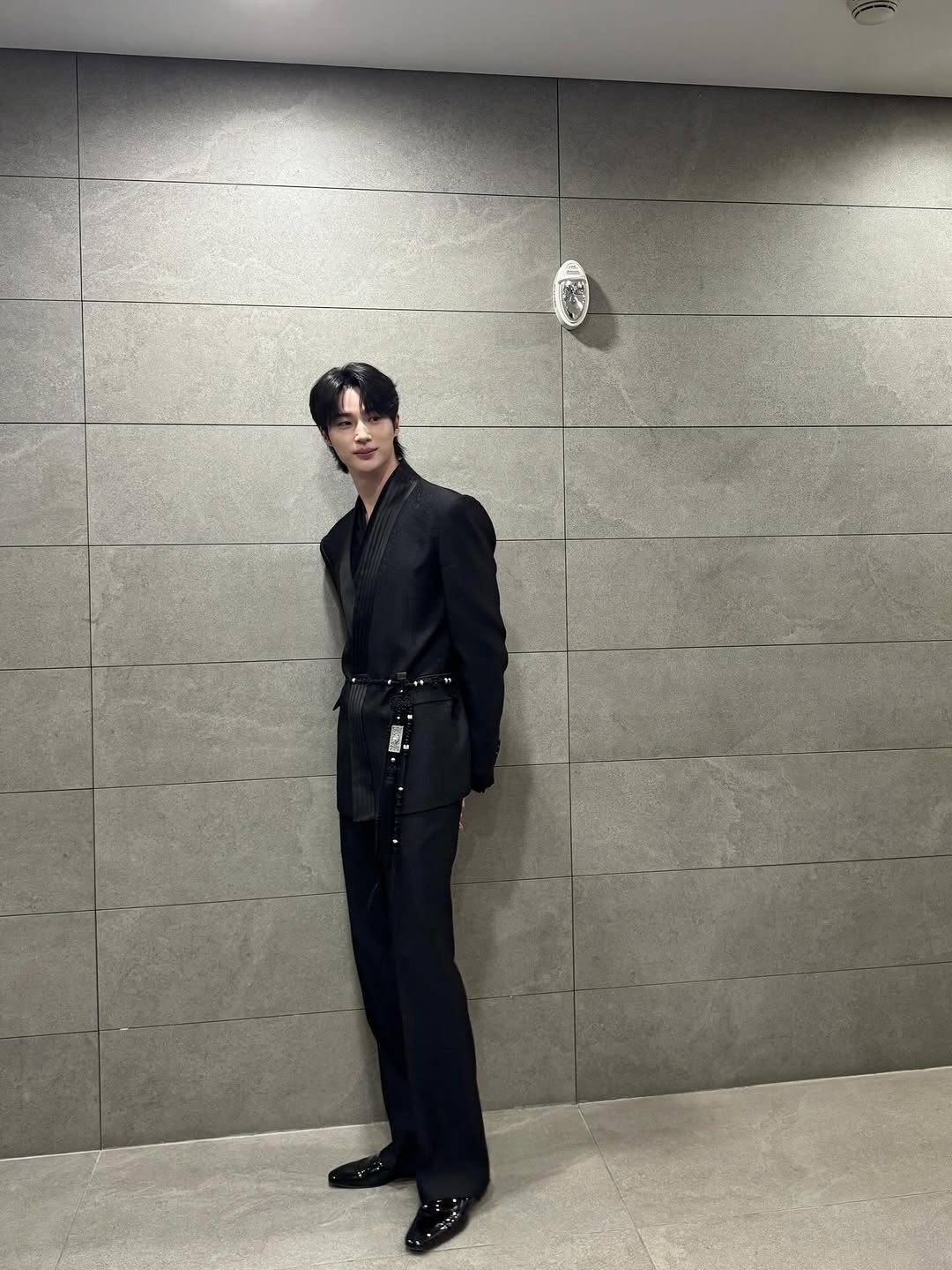 [잡담] 변우석) 인스타 아티스트 등장 | 인스티즈