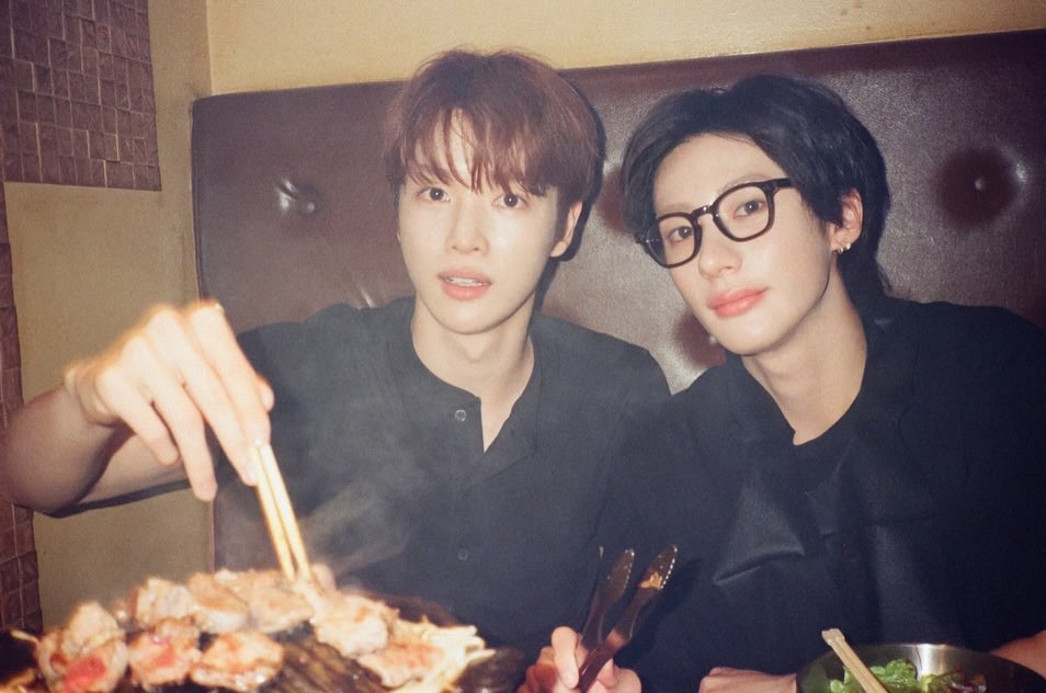 [잡담] 성찬앤톤 이 사진 뭐임 | 인스티즈