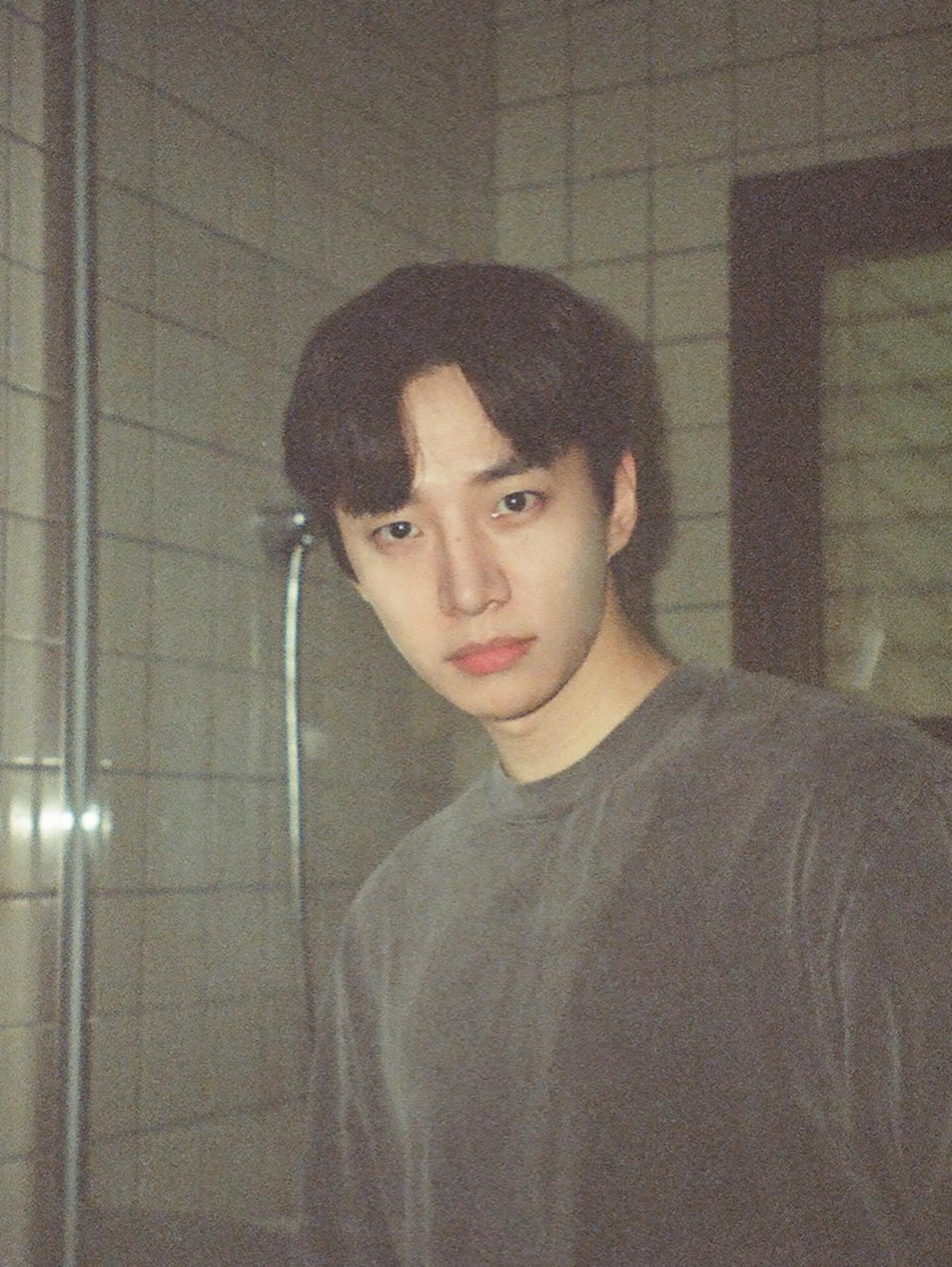 [잡담] 캐셔로) 이준호 인스타 사진 엄청 풀어줌 | 인스티즈