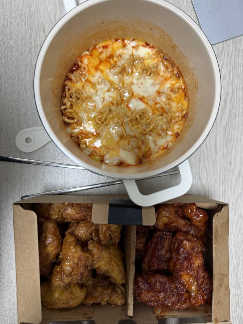 [잡담] 25년 마지막 식사 봐주시오 | 인스티즈