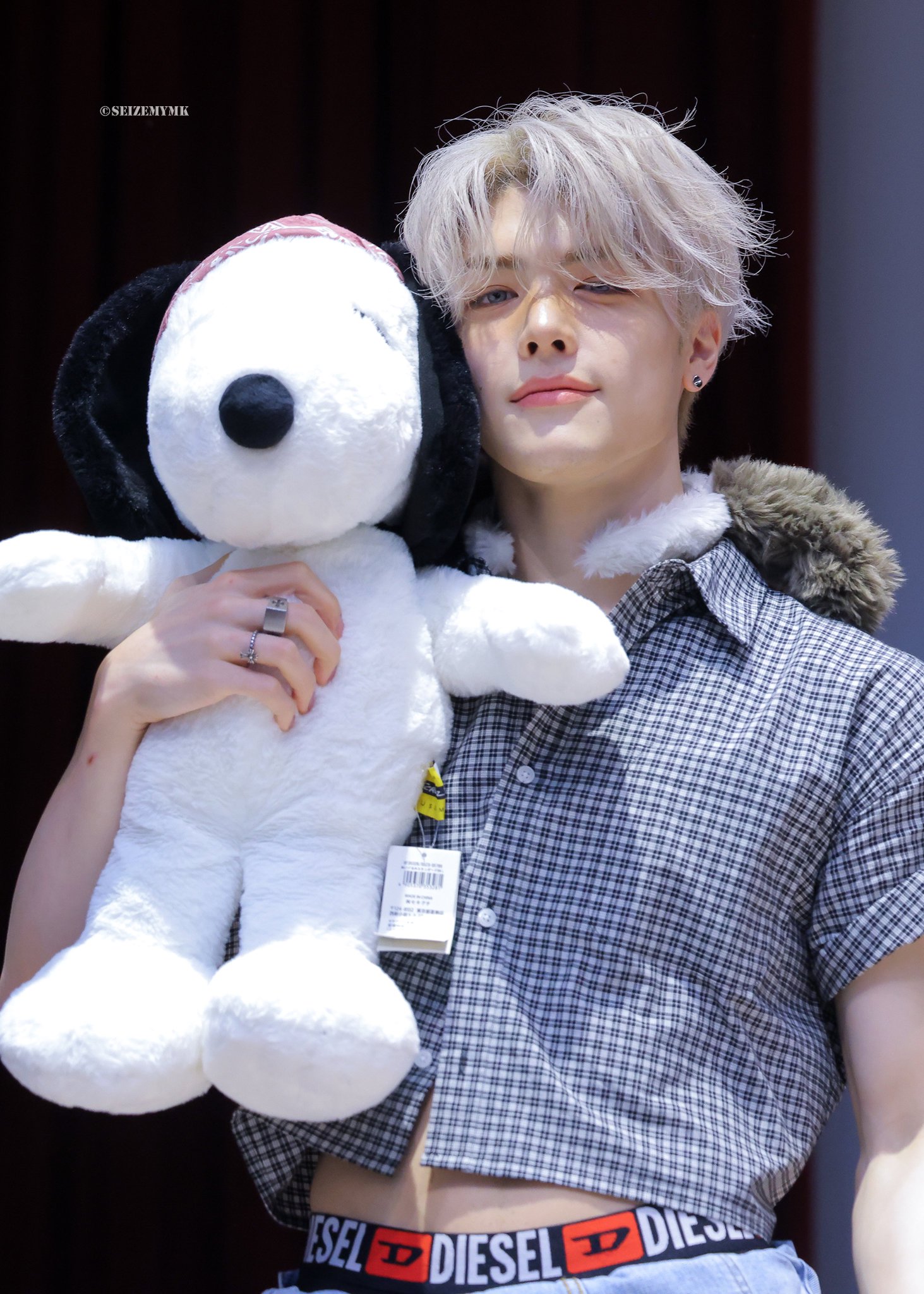 [잡담] 잘생긴 남자 홀딱 벗은 등판 볼 사람 | 인스티즈