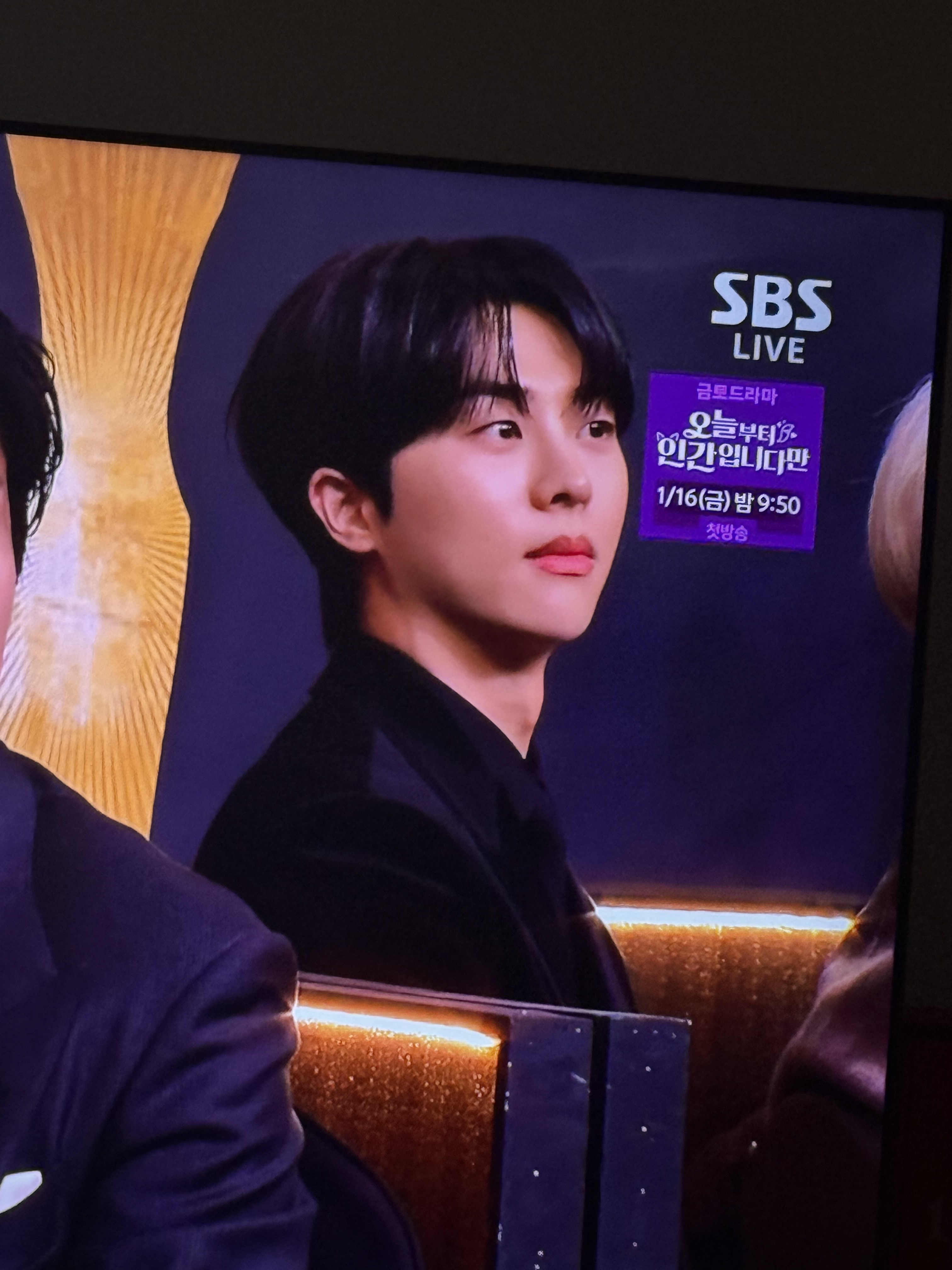 [잡담] 이 남배우 누군지 아는사람 너무 내취향이라 | 인스티즈