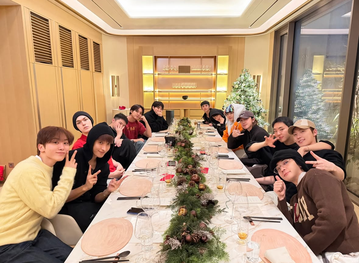 [잡담] 지금 세븐틴이 13명 완전체로 31일을 보낸다는 거잖아… | 인스티즈