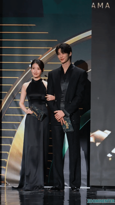 [잡담] 대군부인) 이거 올라왔었니? 대군쀼 연대 입장 다른 각도 영상 | 인스티즈