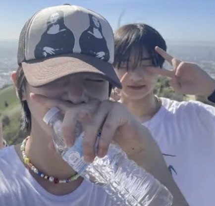 [잡담] 이리오 사랑해 내년에 행복하게 활동하자💗💗💗 | 인스티즈