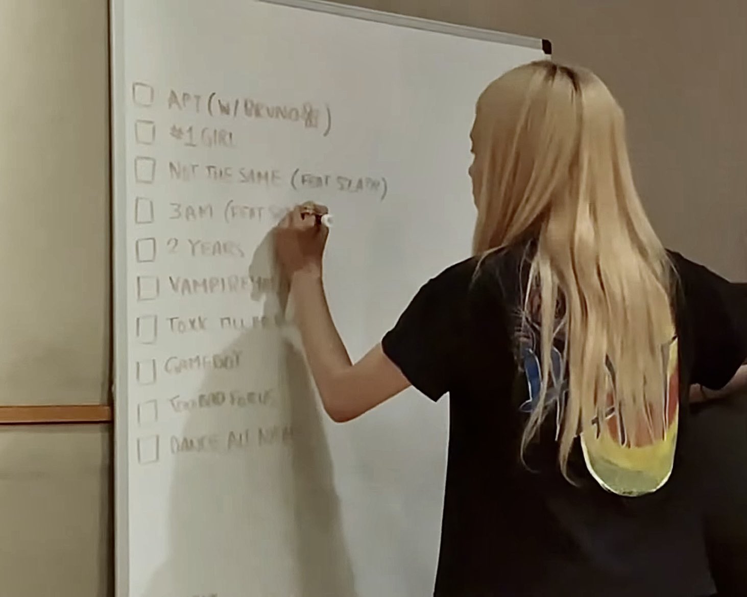 [잡담] 로제 진짜 스포요정이네 | 인스티즈