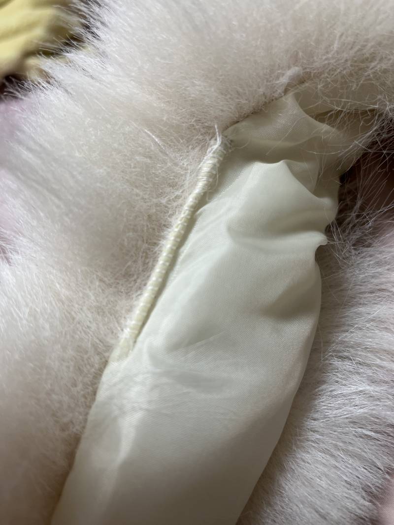 [잡담] 롱패딩 모자털 이런 이음선 왜있는지아는익..? | 인스티즈