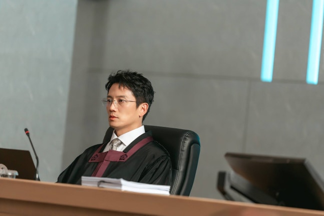 [잡담] 판사이한영) 지성,박희순,원진아,김동준,배인혁 무로고 스틸컷 고화질 | 인스티즈