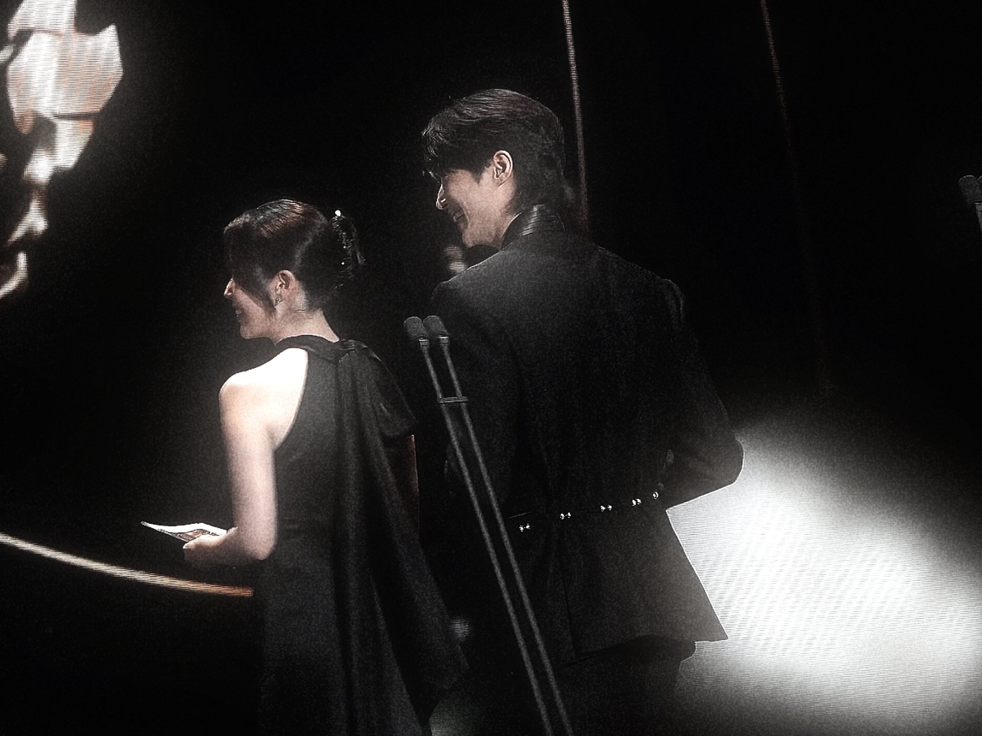 [잡담] 대군부인) 대군쀼 이 사진 진짜 왕실행사 같고 권력있다 | 인스티즈