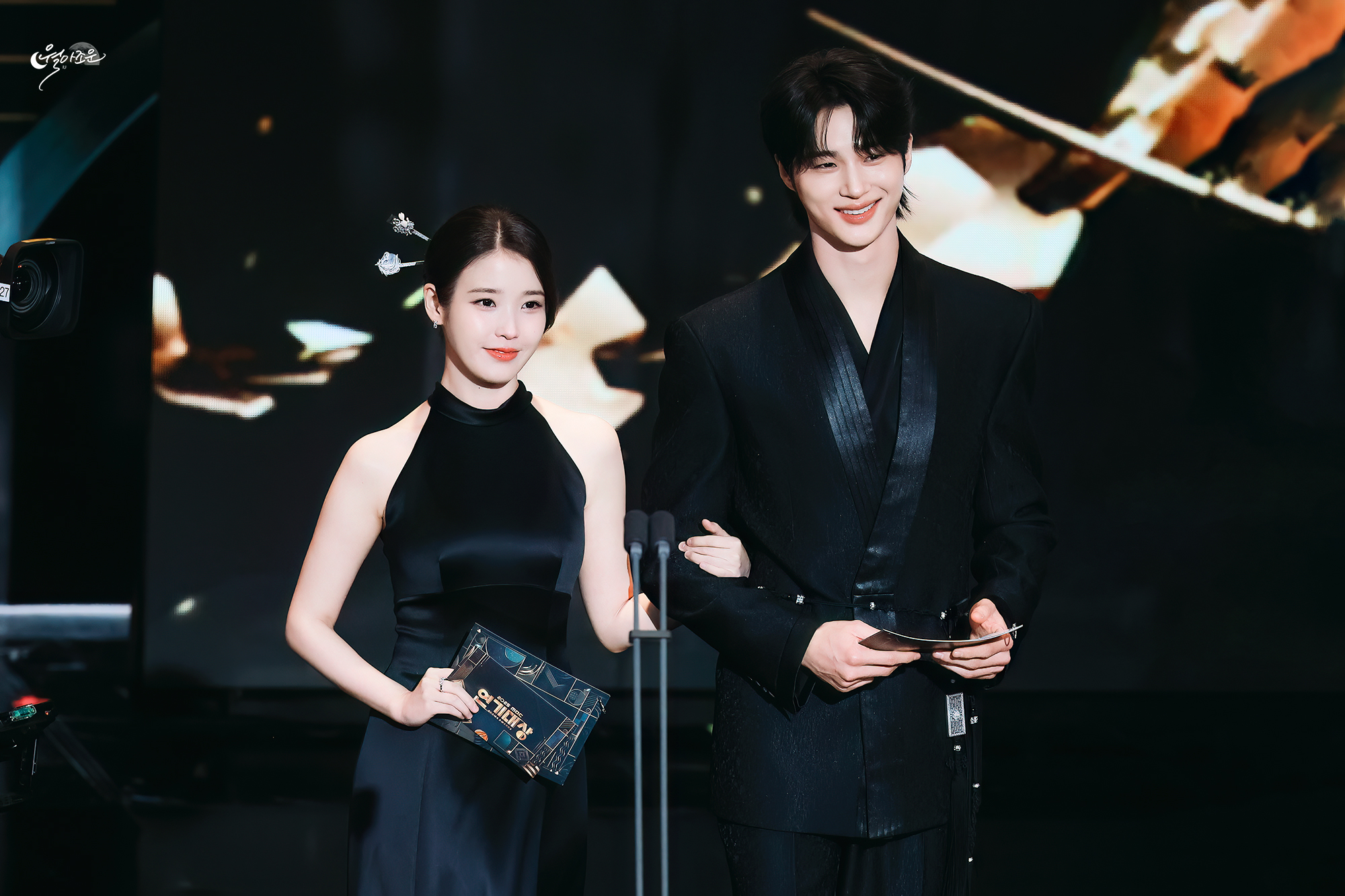 [잡담] 대군부인) 아이유 변우석이라니 갑자기 너무 뻐렁차 | 인스티즈