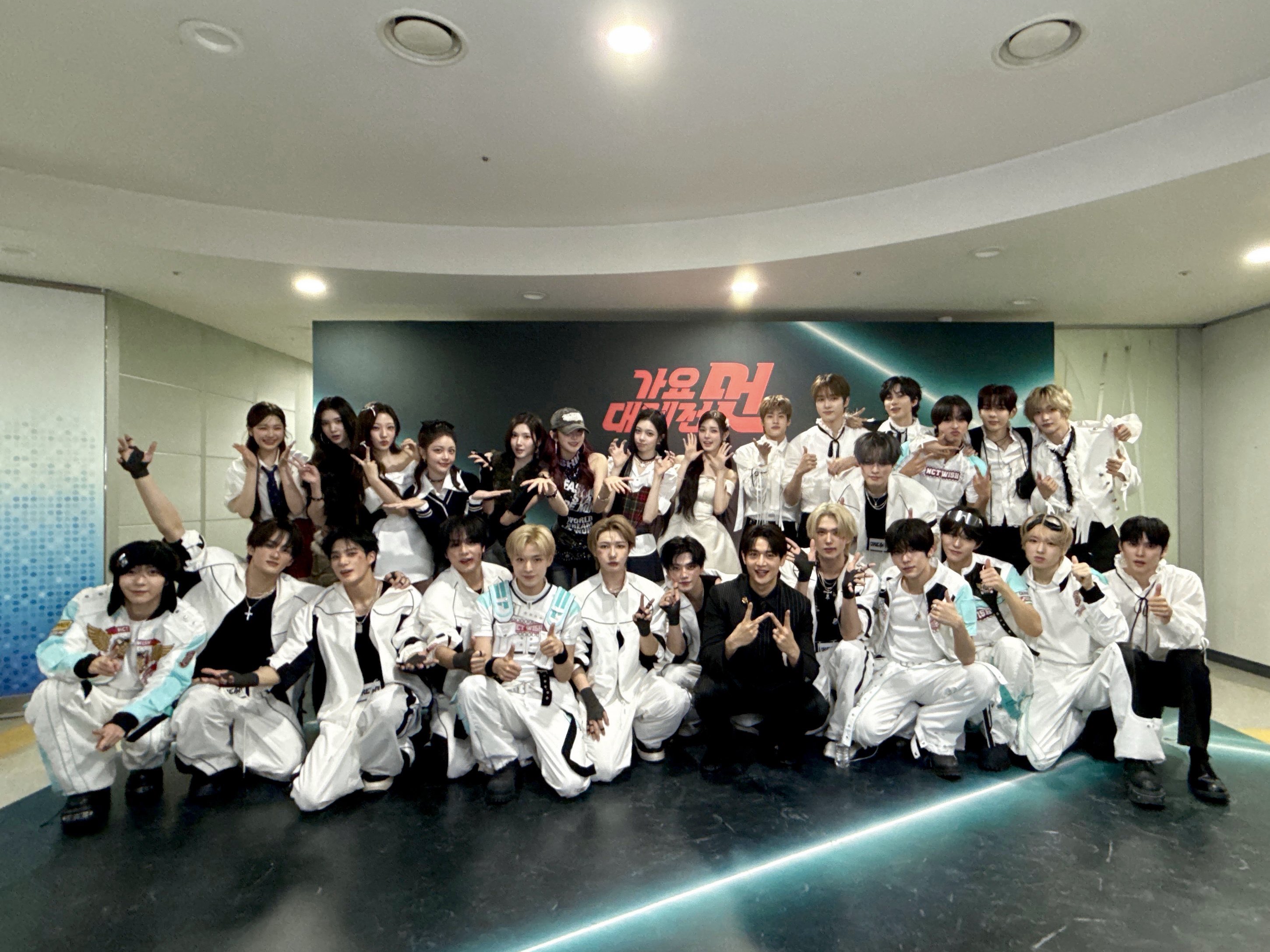 [잡담] 가요대제전 슴 단체사진!! | 인스티즈