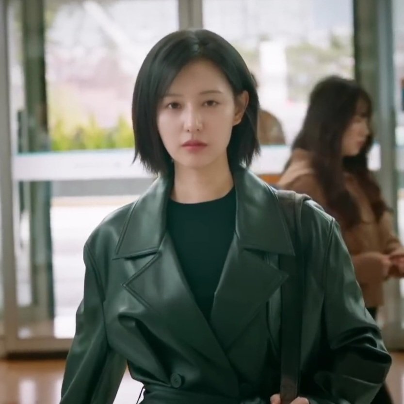 [잡담] 김지원 이런 단발은 초면 같은데 | 인스티즈