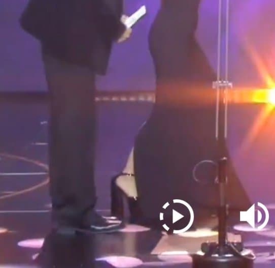 [마플] 김혜윤은 드레스보다 구두가 문제 같은데 | 인스티즈