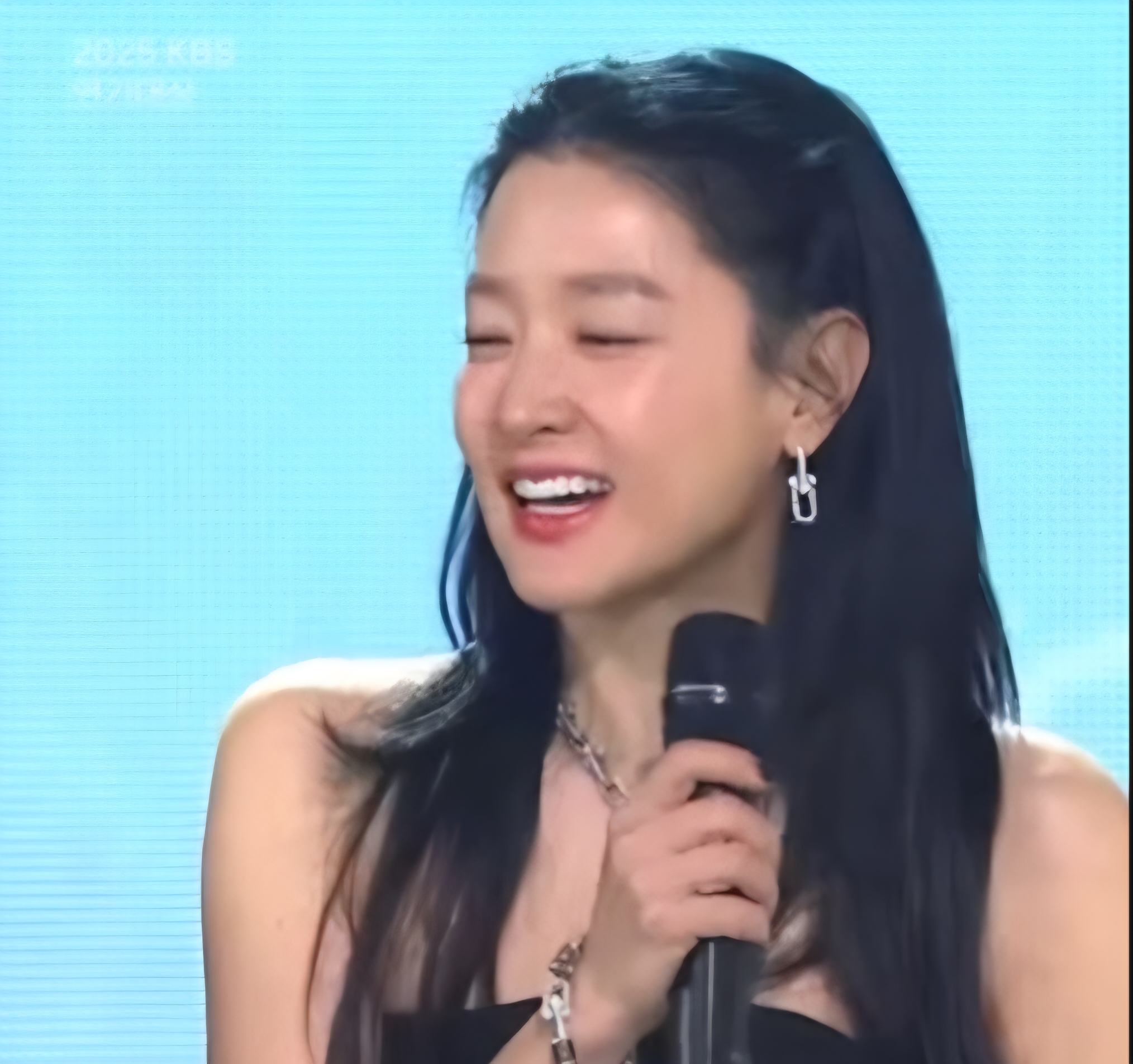 [잡담] 배우 이영애님 50대 중반인데 얼굴 | 인스티즈