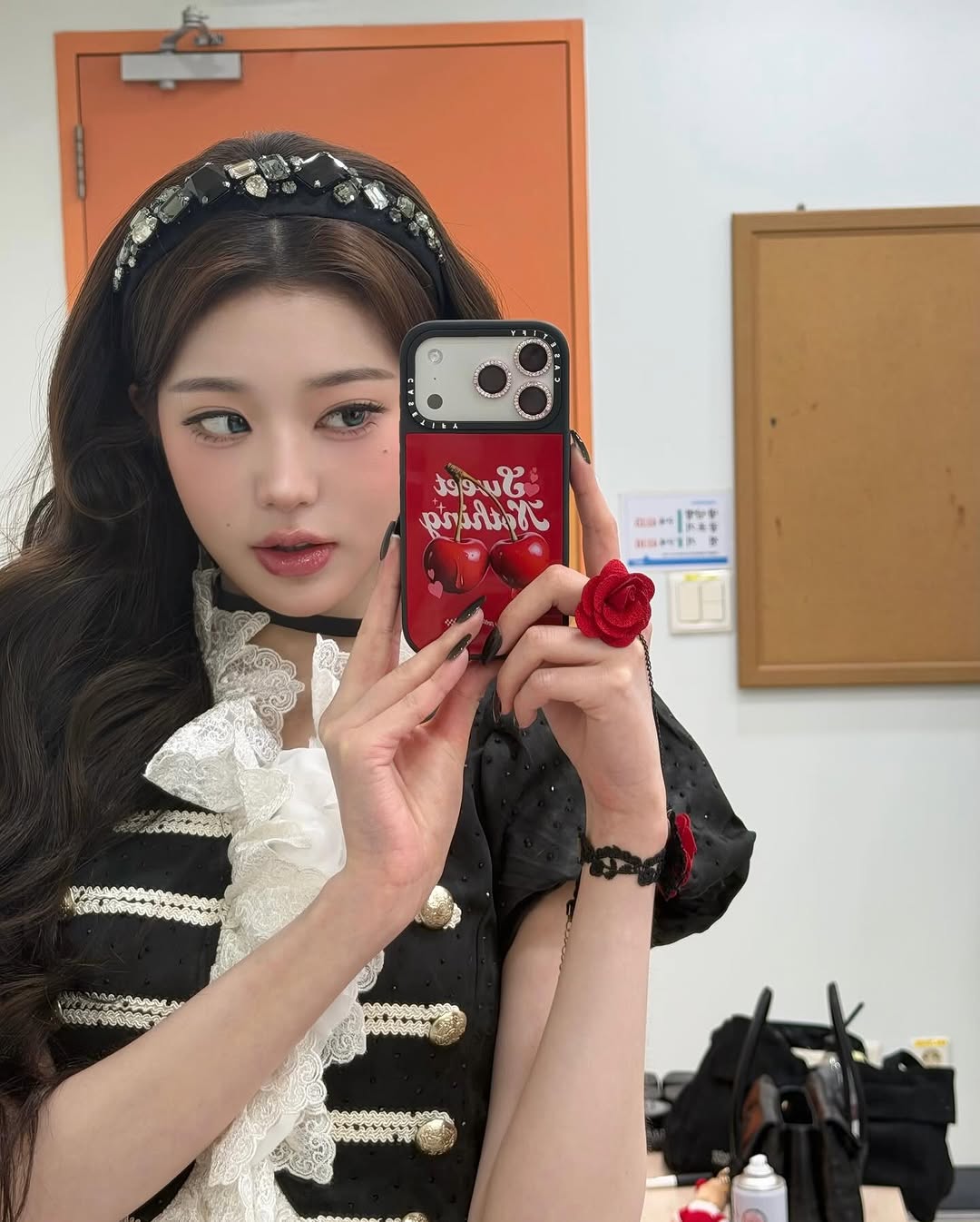 [잡담] 260101 장원영 인스타 🍒 ❤️🍒 🌹 🍷 🍒 🔥 | 인스티즈