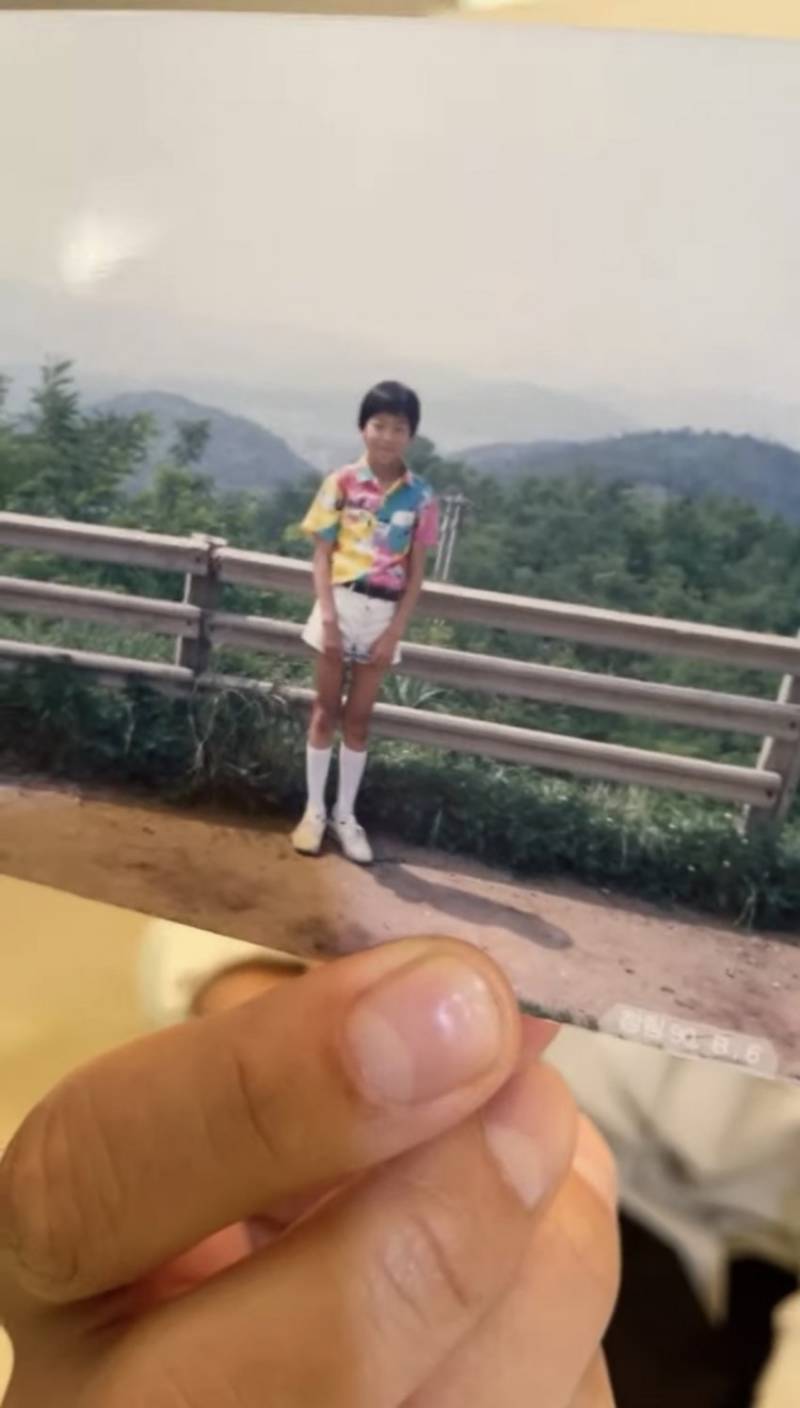 현재 강동원이 직접 푼 미자시절 사진..JPG | 인스티즈