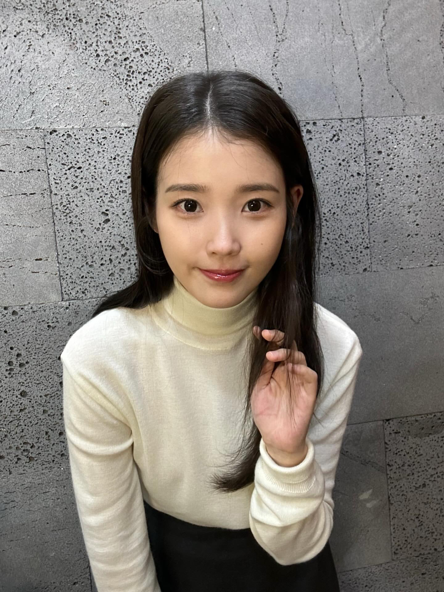 [잡담] 아이유) 260102 아이유 인스타 업뎃 | 인스티즈