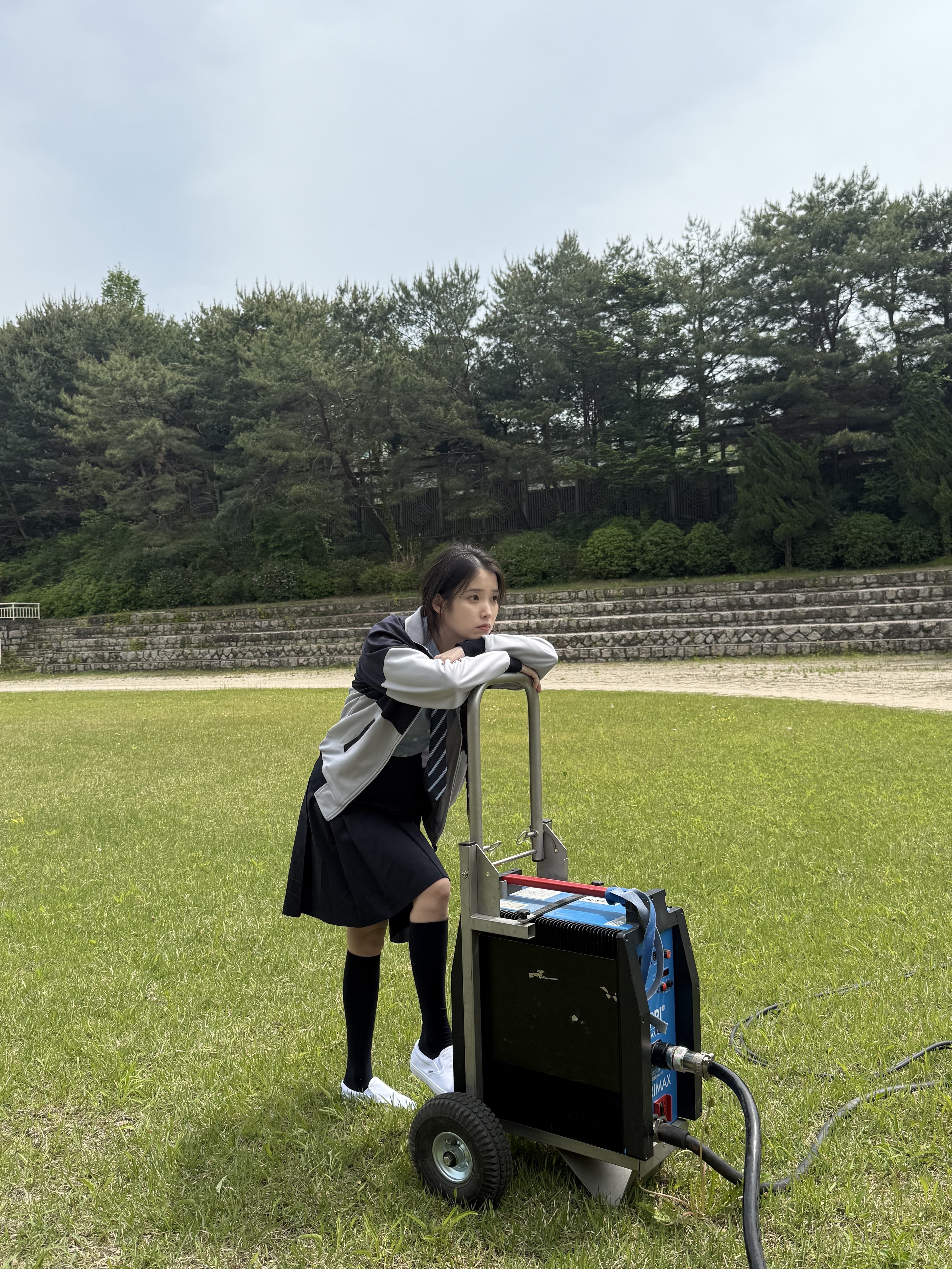 [잡담] 아이유가 인스타에 못 올린 사진 풀어줌! | 인스티즈