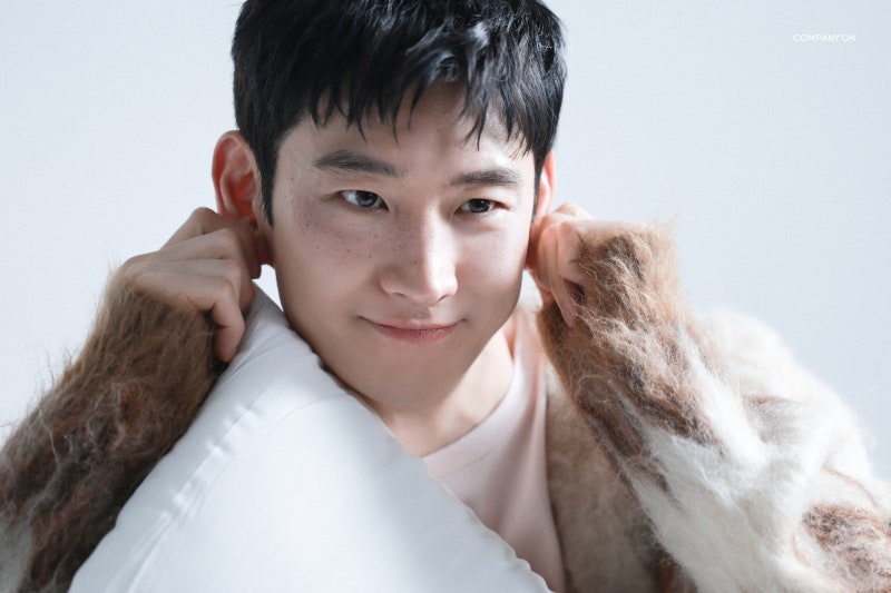 [잡담] 이제훈) 이제훈 더스타 1월호 화보 비하인드 사진들 | 인스티즈