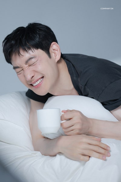 [잡담] 이제훈) 이제훈 더스타 1월호 화보 비하인드 사진들 | 인스티즈