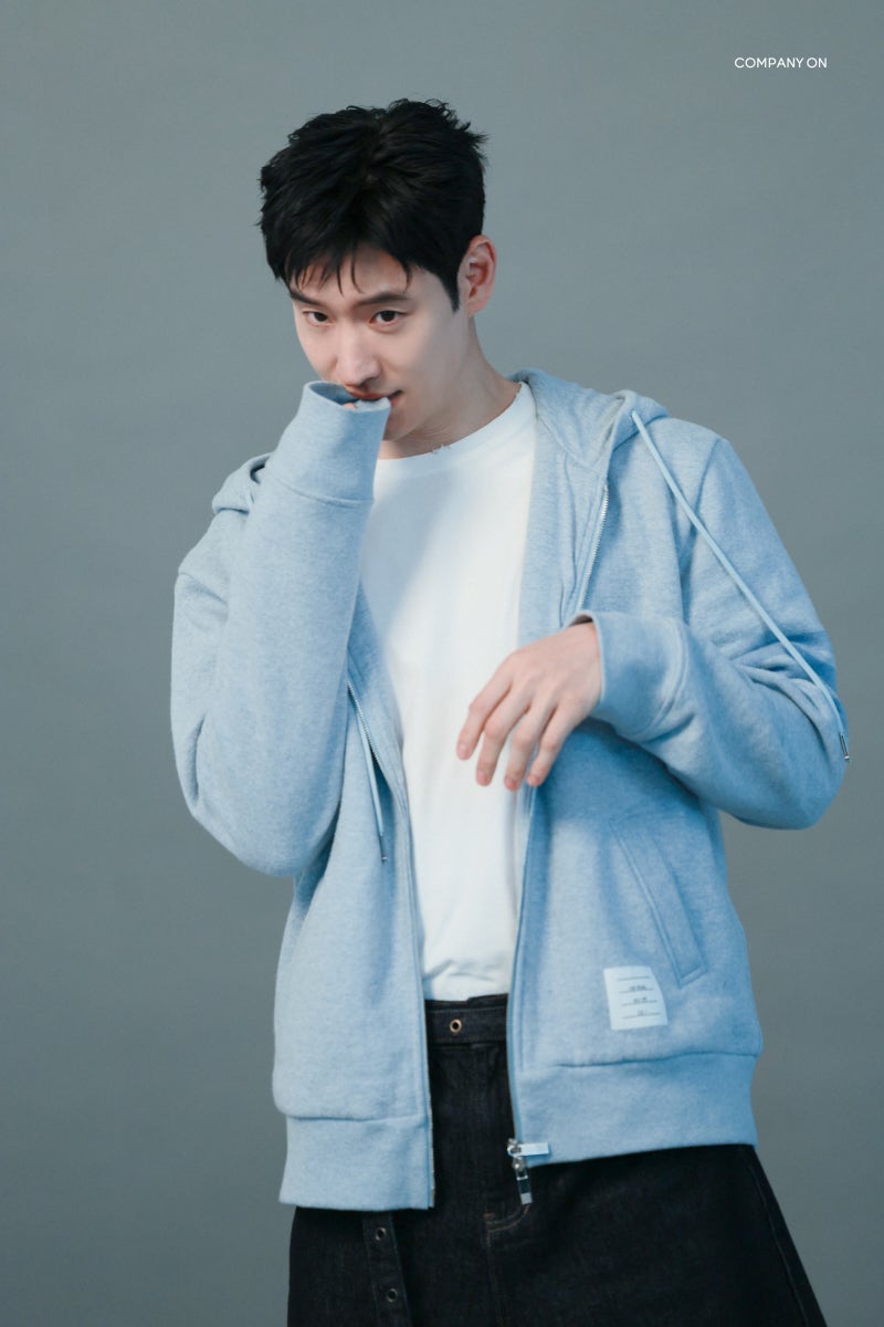 [잡담] 이제훈) 이제훈 더스타 1월호 화보 비하인드 사진들 | 인스티즈