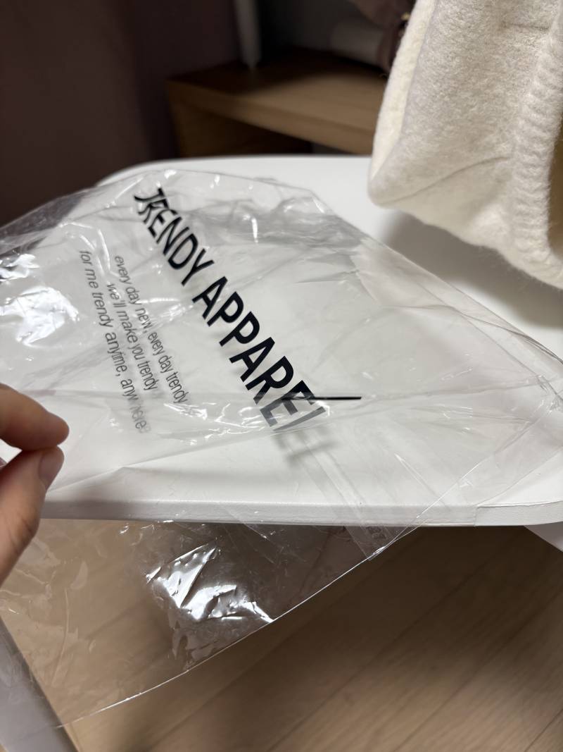 [잡담] 지그재그 직진배송 이거 누가 반품한거 준거 같지 | 인스티즈