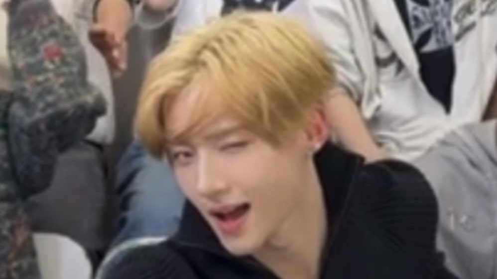 [잡담] 이상원 윙크할때 입벌리는거 버릇인가 | 인스티즈