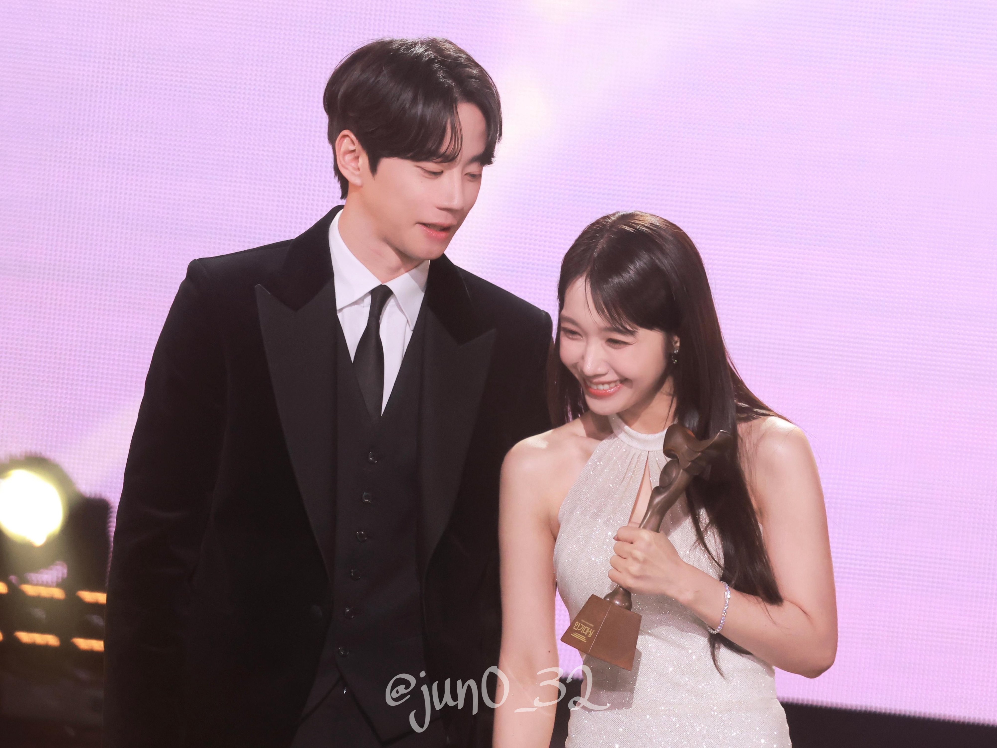 [잡담] 연기대상 이준영 정은지 케미 냥좋다 | 인스티즈