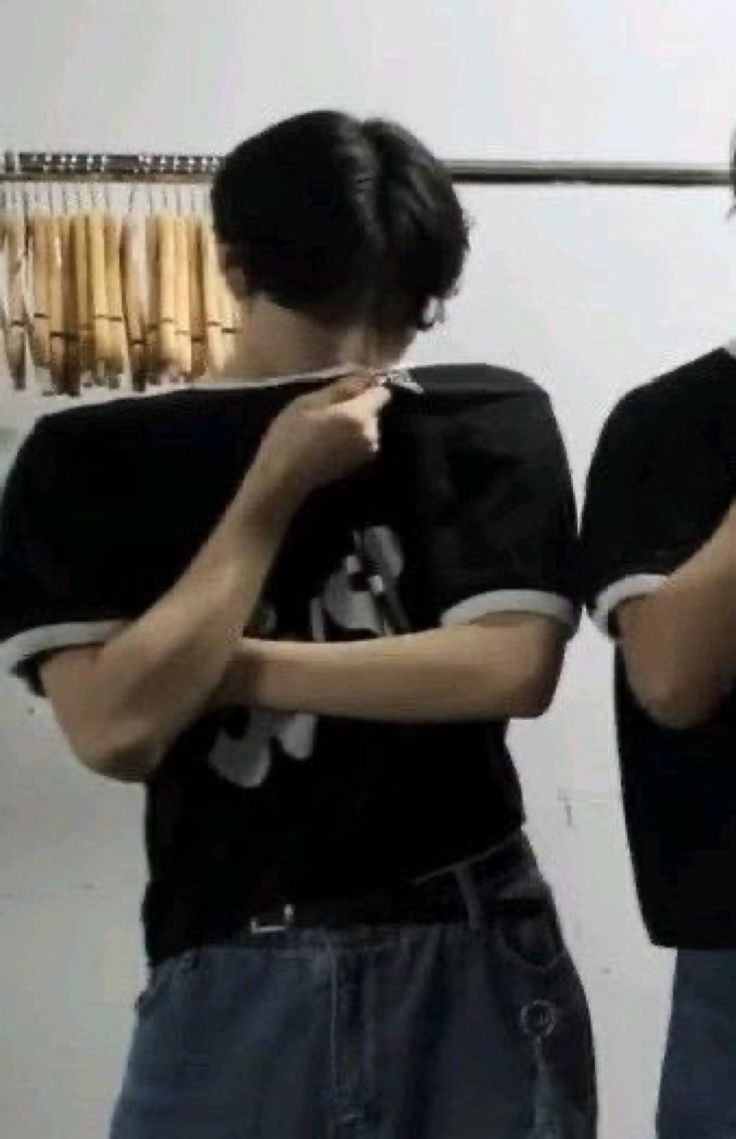 [잡담] 유우시 별명이 어깨귀신임 | 인스티즈