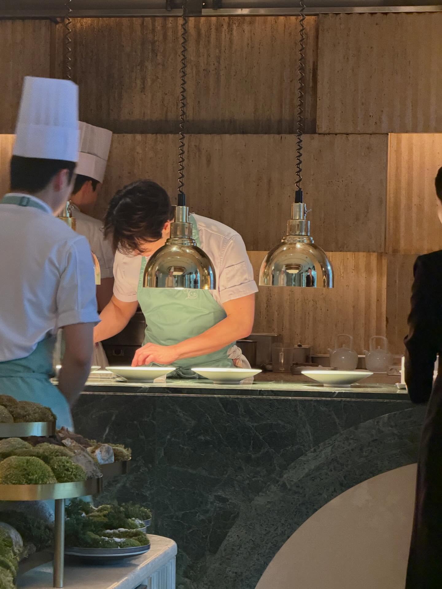 [잡담] 나 지금 콩깍지 제대로 씌어서 손종원이 요리사 드라마 남주로 보인다... | 인스티즈