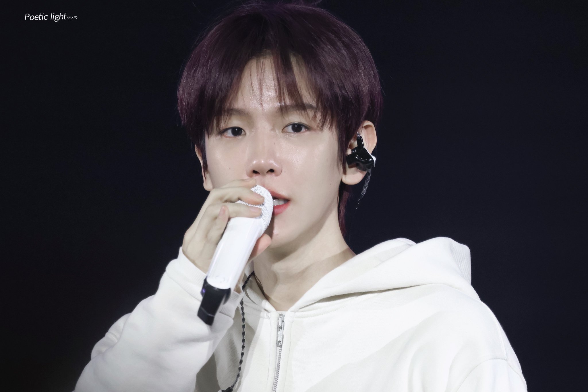 [잡담] 오늘자 백현이 얼굴자랑할래🐶 | 인스티즈