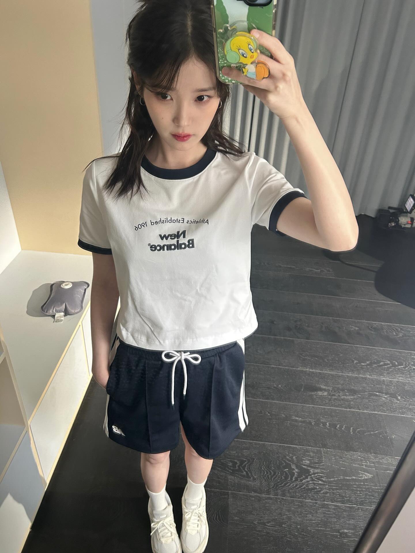 [잡담] 아이유 34살인거 알았어? | 인스티즈