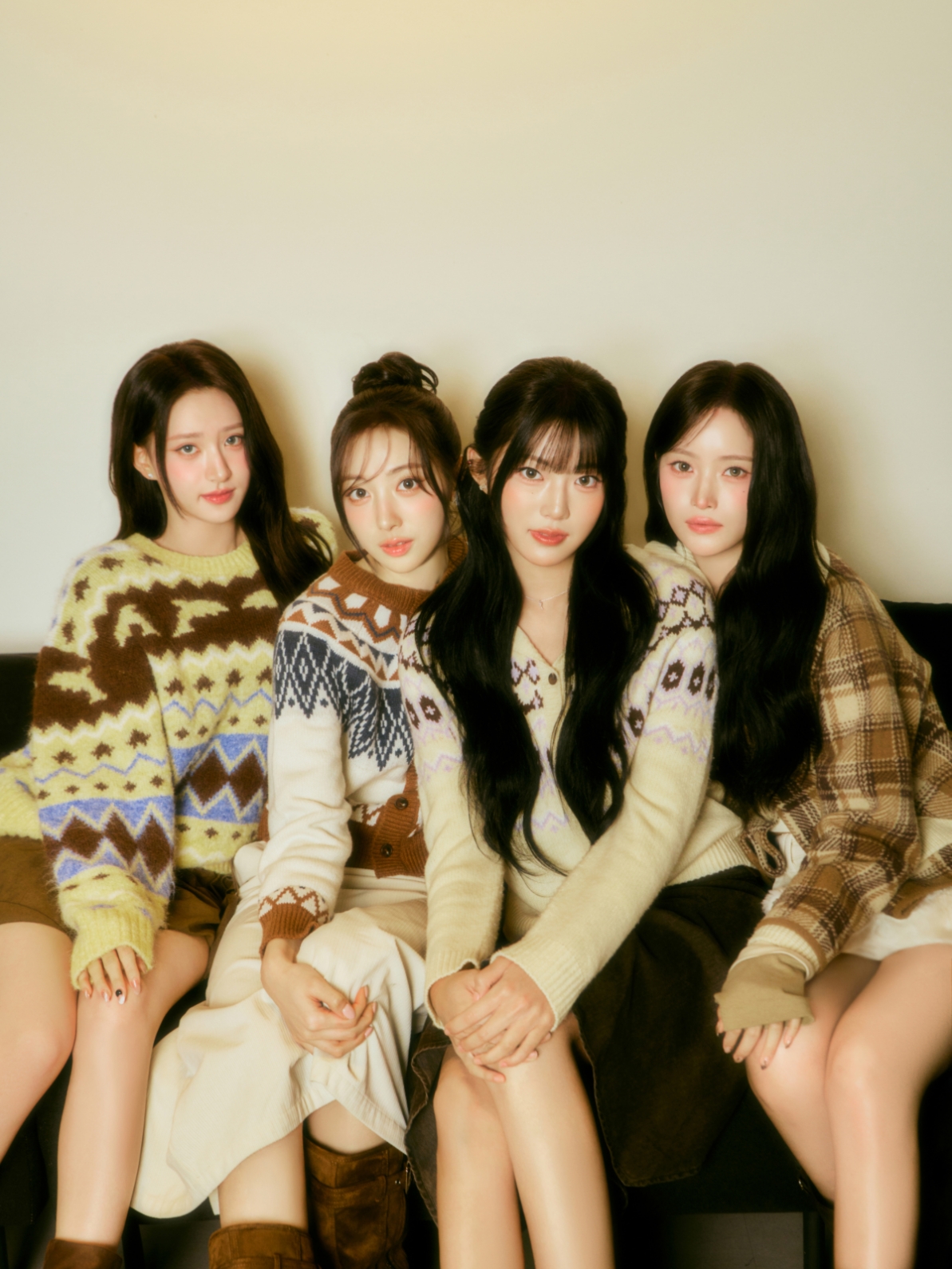 [정보/소식] 하이키 '여름이었다', 美英 유력 외신 선정 '2025 최고의 K팝' 트리플 TOP10 쾌거 | 인스티즈