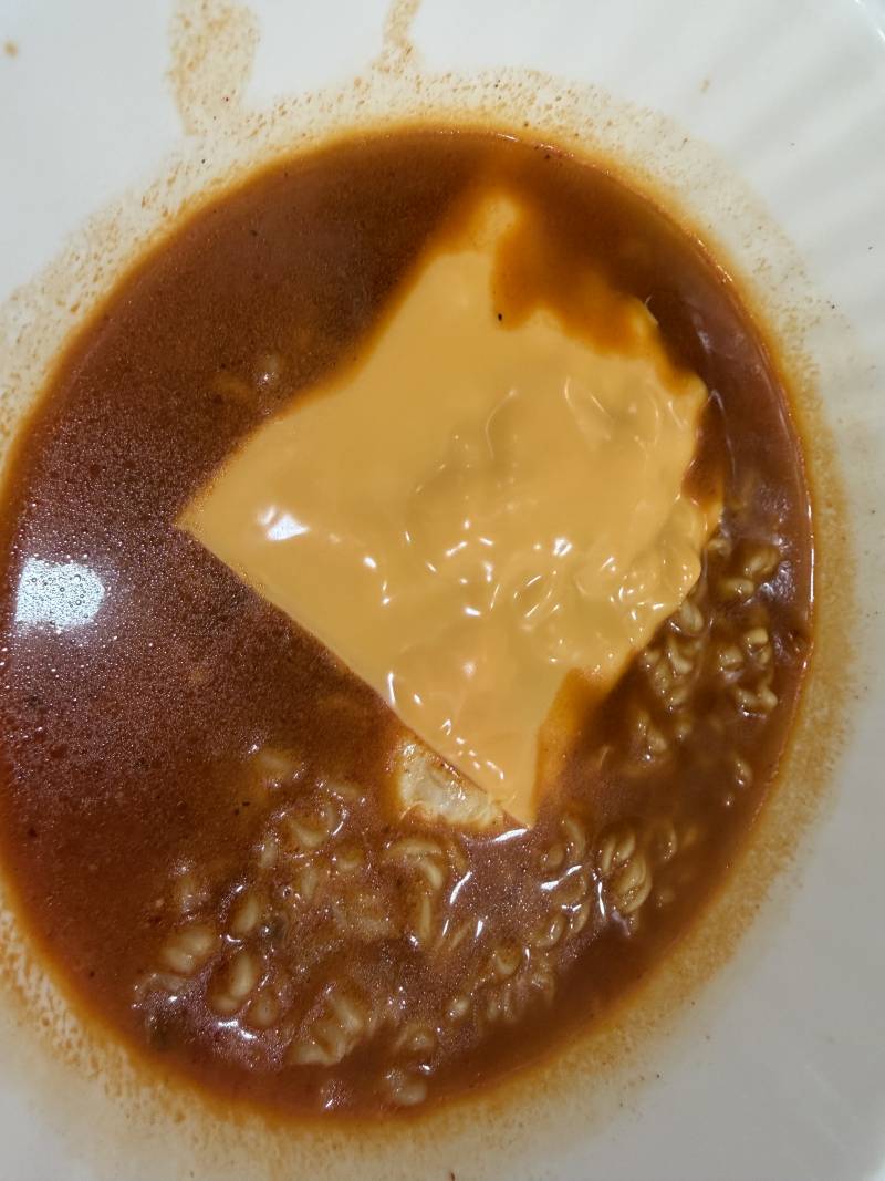 [잡담] 근데 치즈라면 5천원주고 사먹었는데 | 인스티즈