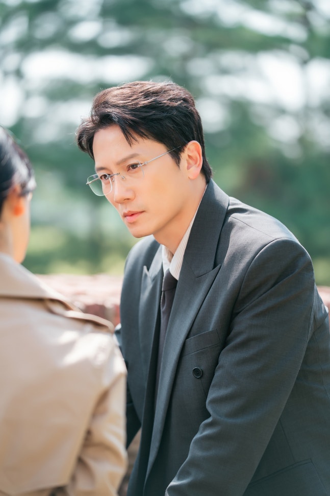 [정보/소식] 판사이한영) 지성vs원진아, 재판 전 두 번의 회동? 팽팽한 기싸움(판사 이한영) | 인스티즈