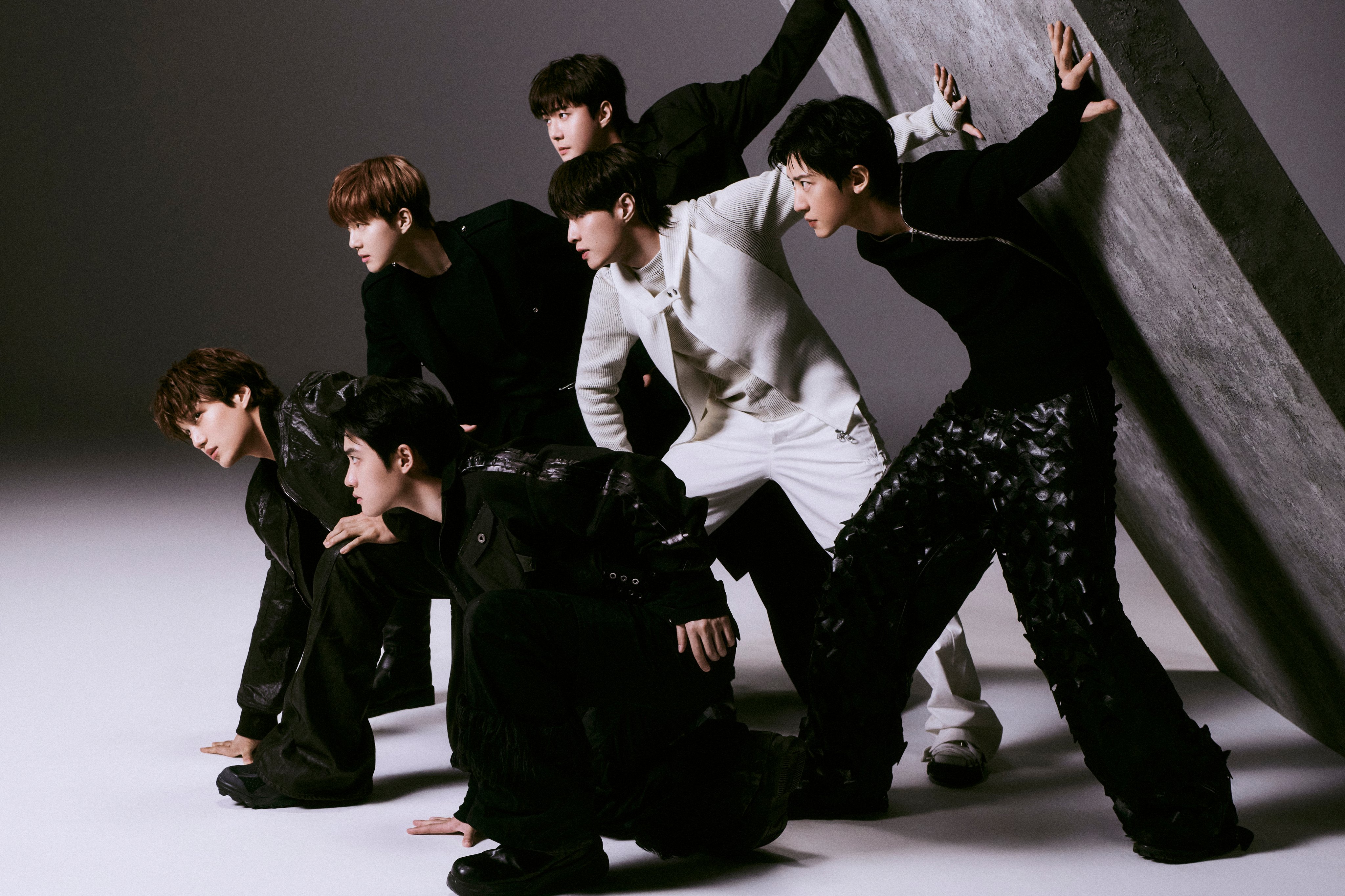 [잡담] 엑소 티저에 벽 엑소 새겨진 타임테이블 그 벽이려나 | 인스티즈