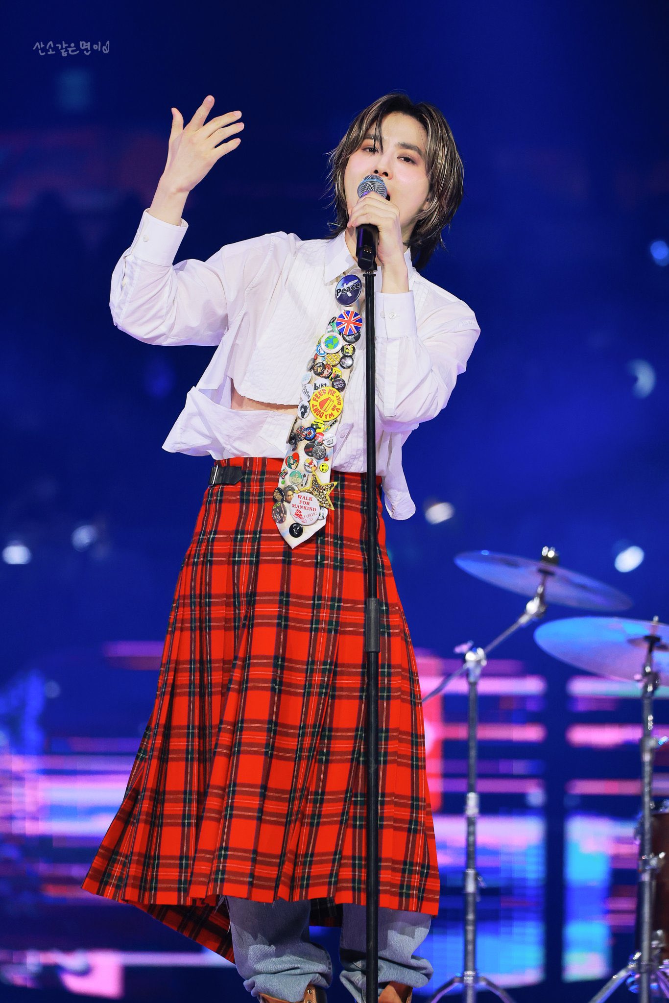 [잡담] 수호 치마바지 종종 입는거 좋음ㅋㅋㅋㅋ | 인스티즈