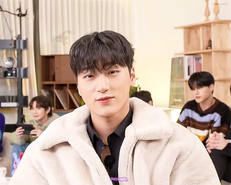 [잡담] 강아지상 미남들에게 약한 고양이 어쩔거야 | 인스티즈