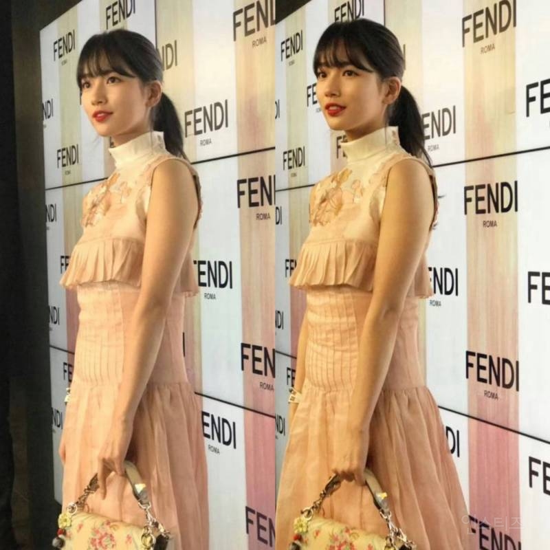 폰카로 찍은 수지 실물 | 인스티즈