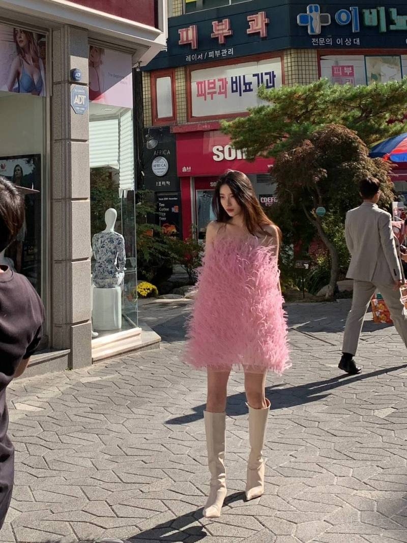 폰카로 찍은 수지 실물 | 인스티즈