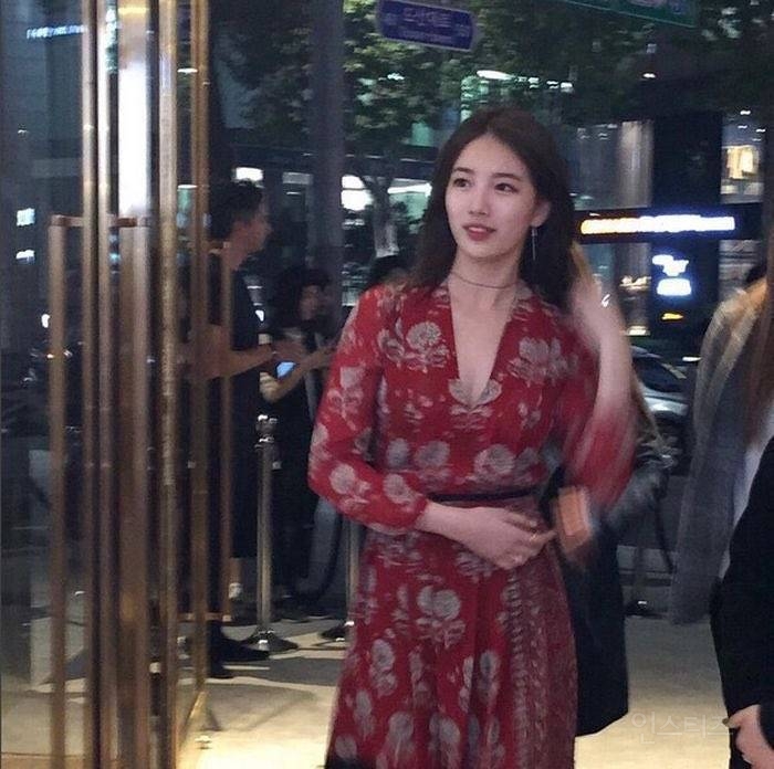 폰카로 찍은 수지 실물 | 인스티즈