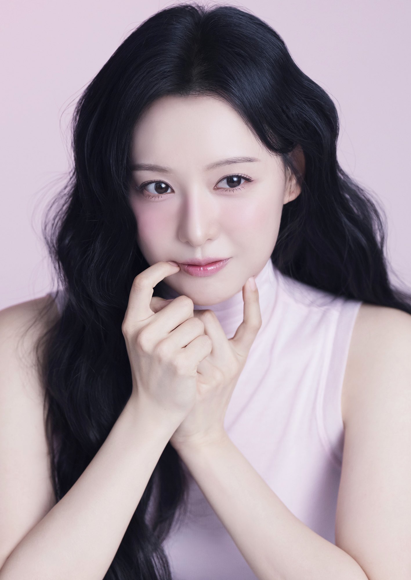 [잡담] 다들 김지원 단발 장발 중 뭐가 더 좋아? | 인스티즈