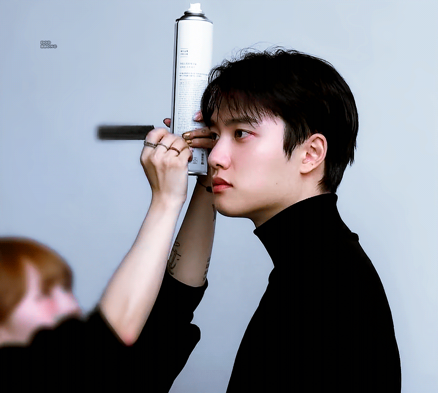 [잡담] 손 타는 도경수 진심 자극적이다 ㄹㅇ로.............. | 인스티즈