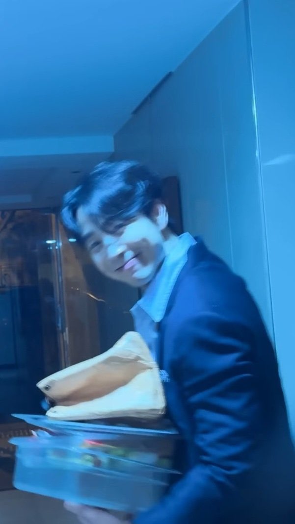 [잡담] 손종원셰푸 차카니 웃음 ^~^ | 인스티즈