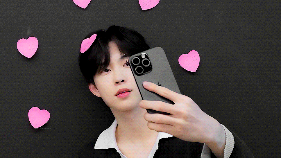 [잡담] 알디원 건우 흑발 진짜 사귐통 씨게 오는데 | 인스티즈