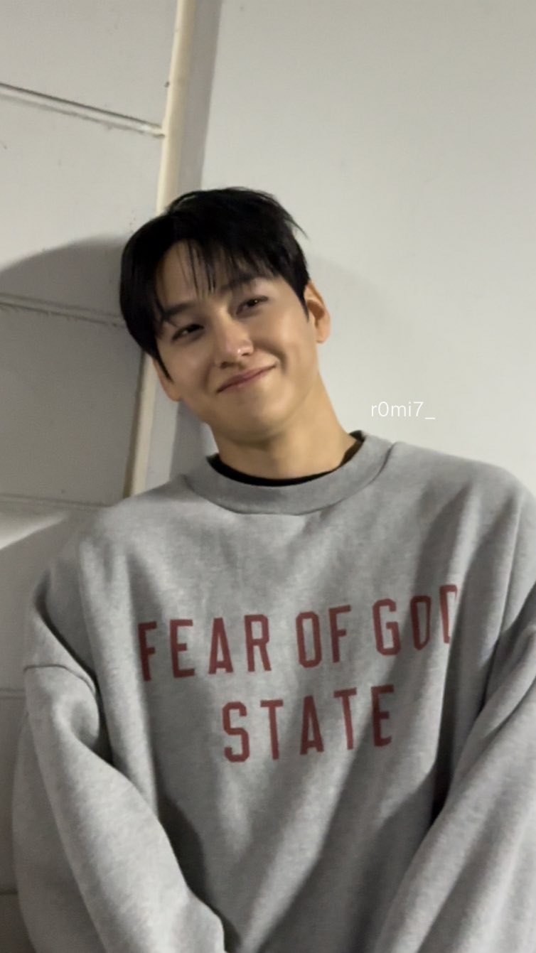 [잡담] 김범 89년생이래 근데 얼굴이 이럼 | 인스티즈