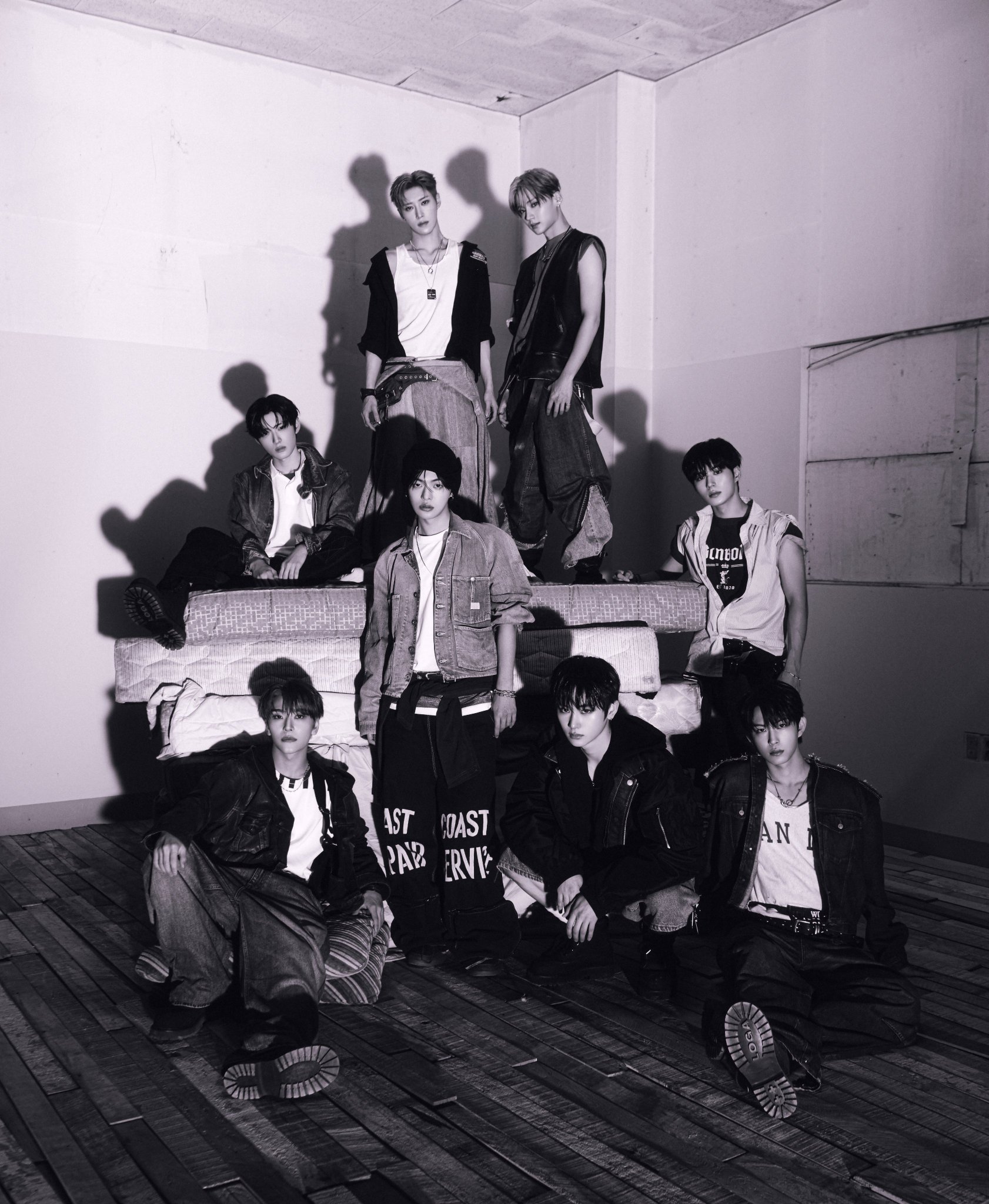 [잡담] 흑백은 리오가 센터고 컬러는 상원이 센터고 | 인스티즈