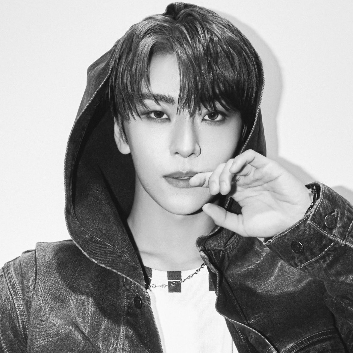 [잡담] 알디원 씬롱 양쪽 눈 다른거봐봐 | 인스티즈